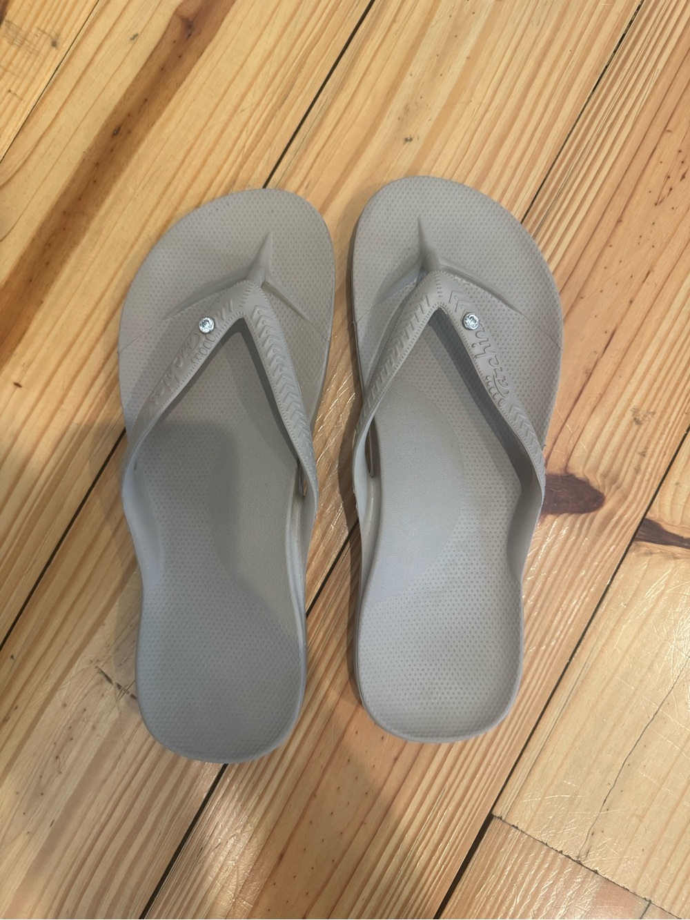 Archie’s Arch Support Flip Flops - Picture 8 of 8